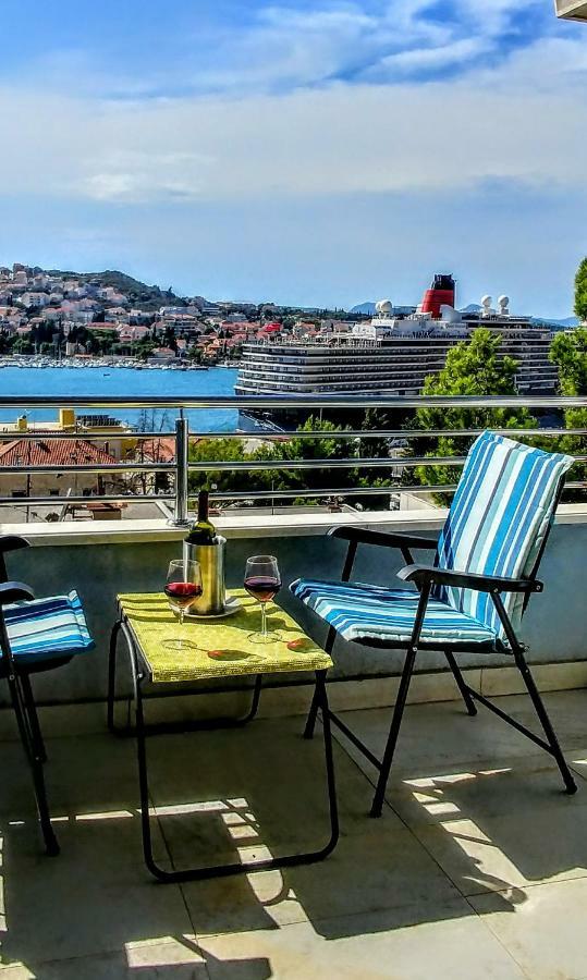 Beautiful 2 Bedroom 2 Bathroom Sea View, Free Parking Дубровник Экстерьер фото